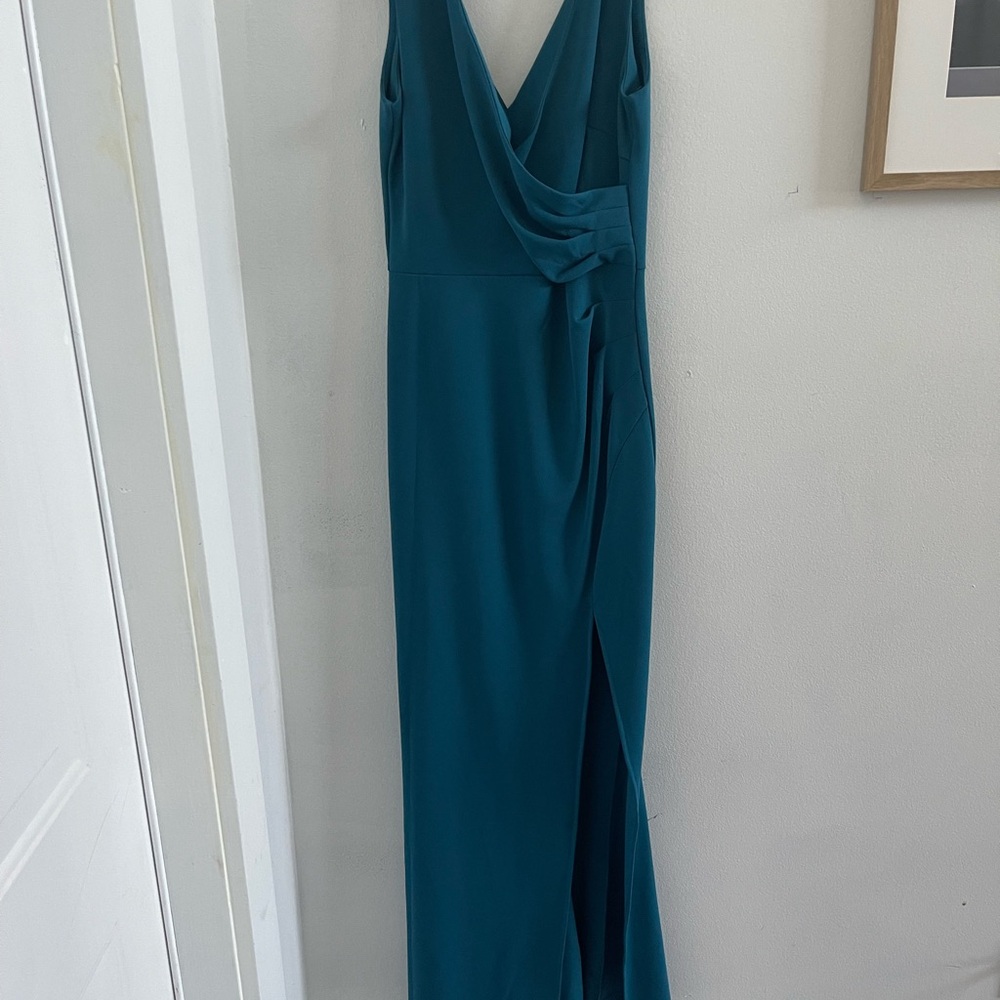 Elegant Teal Sleeveless Dress